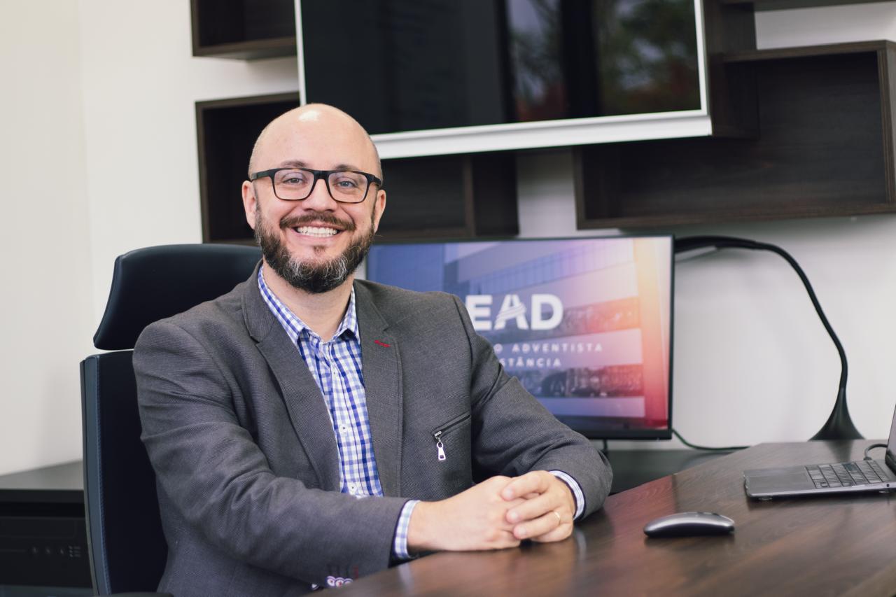 2f68f362-76b8-4506-8a3f-4e929875c32a - Jonas Rafael Nikolay